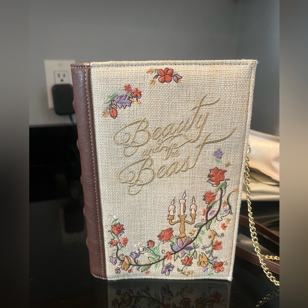 Danielle Nicole beauty and the beast storybook bag euc